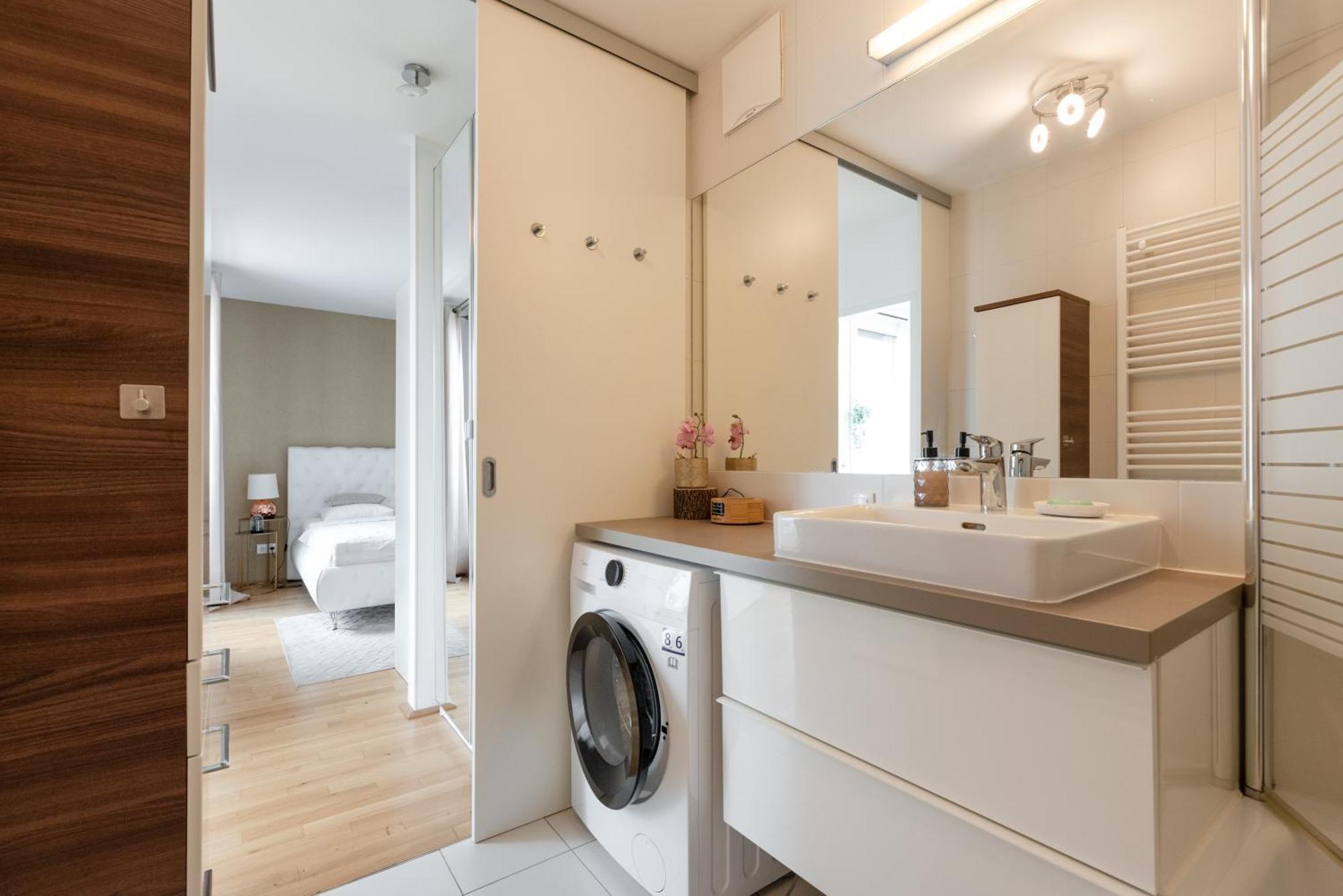 Apartment Mit Traumhafter Dachterrasse & Weitblick Wien Eksteriør bilde