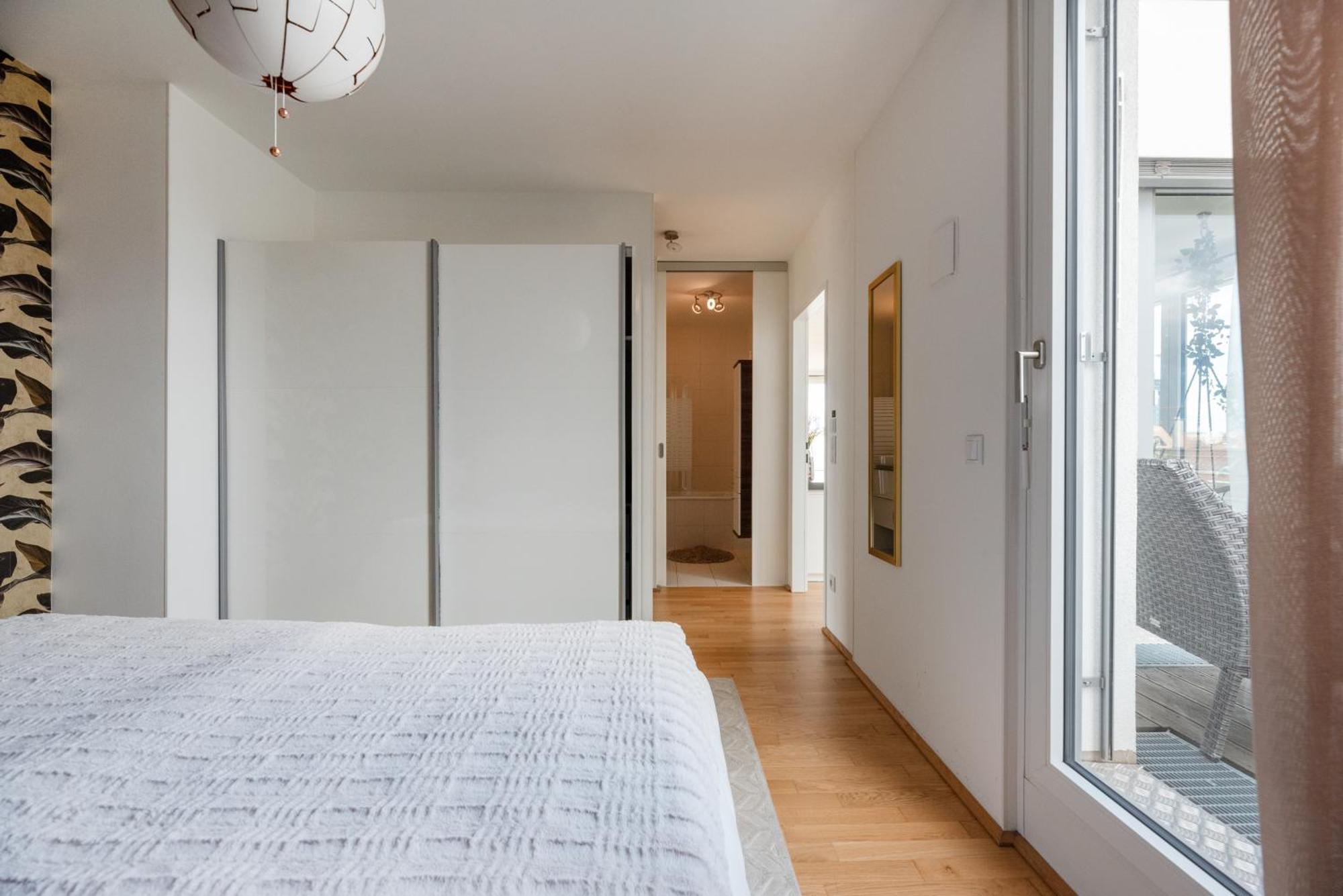 Apartment Mit Traumhafter Dachterrasse & Weitblick Wien Eksteriør bilde