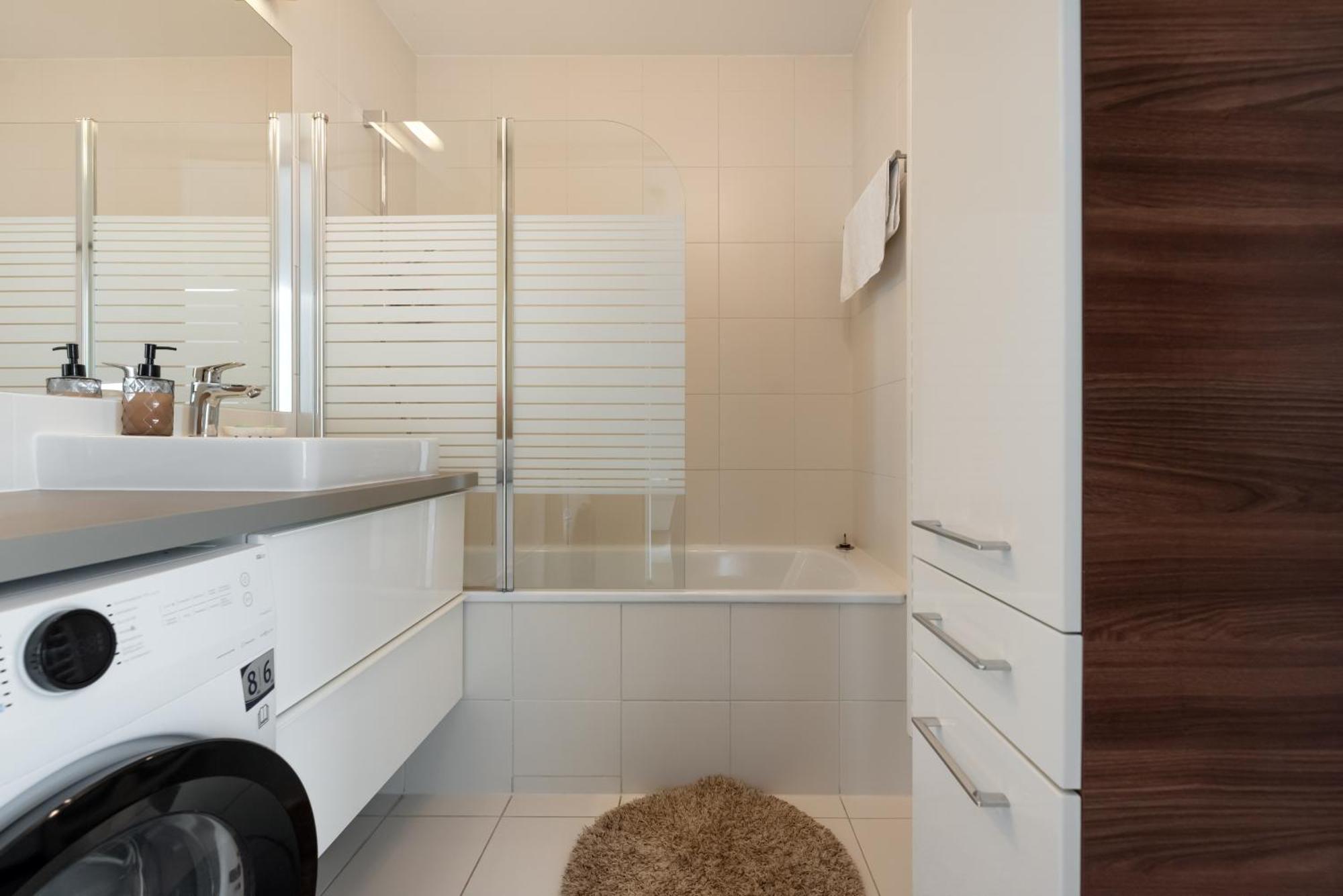 Apartment Mit Traumhafter Dachterrasse & Weitblick Wien Eksteriør bilde